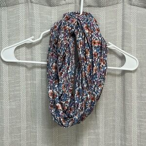 American Eagle floral pattern scarf